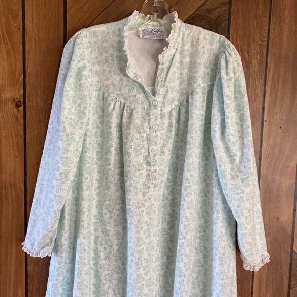 Green & White Floral LANZ OF SALZBURG Long Flannel Nightgown - Picture 2 of 7